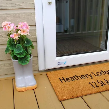 Heathery With Hot Tub Alojamento de Turismo Selvagem *