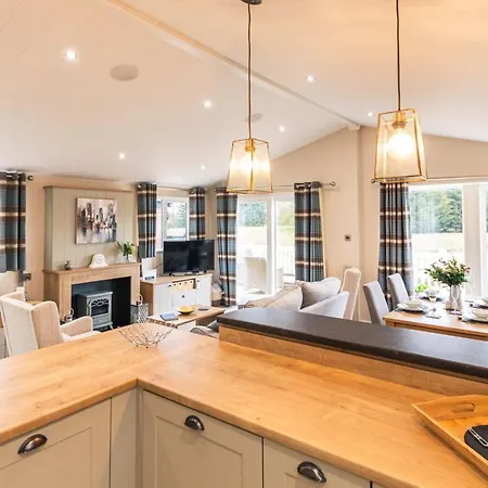 Heathery With Hot Tub אכסניה *