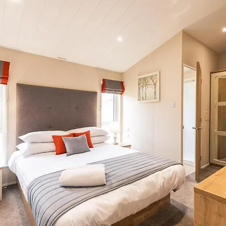 Heathery With Hot Tub אכסניה *