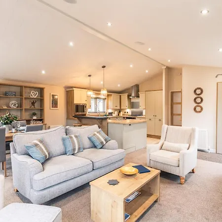 אכסניה Heathery With Hot Tub *