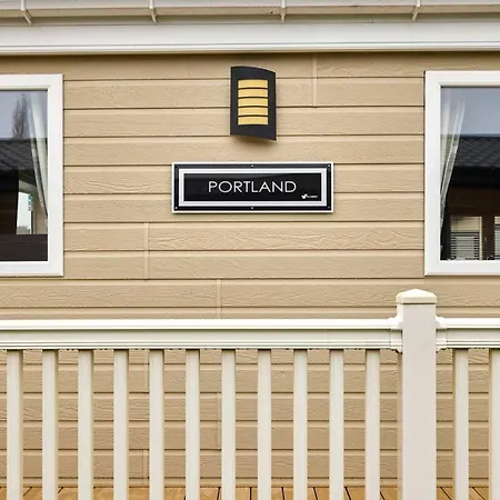 Lodge Heathery With Hot Tub